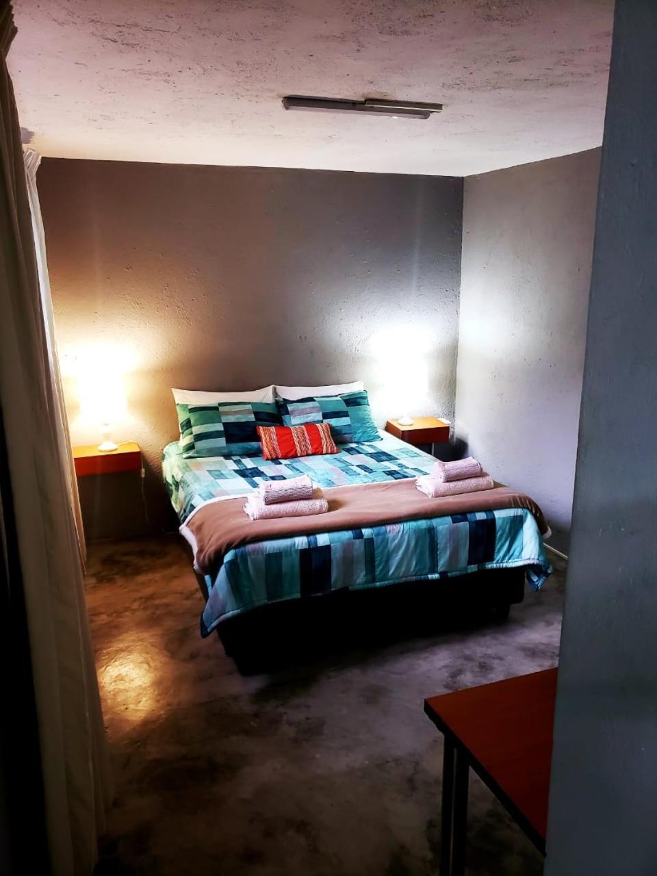 Апартаменты 13 @ Rhinoroad Nelspruit Нелспрёйт Экстерьер фото